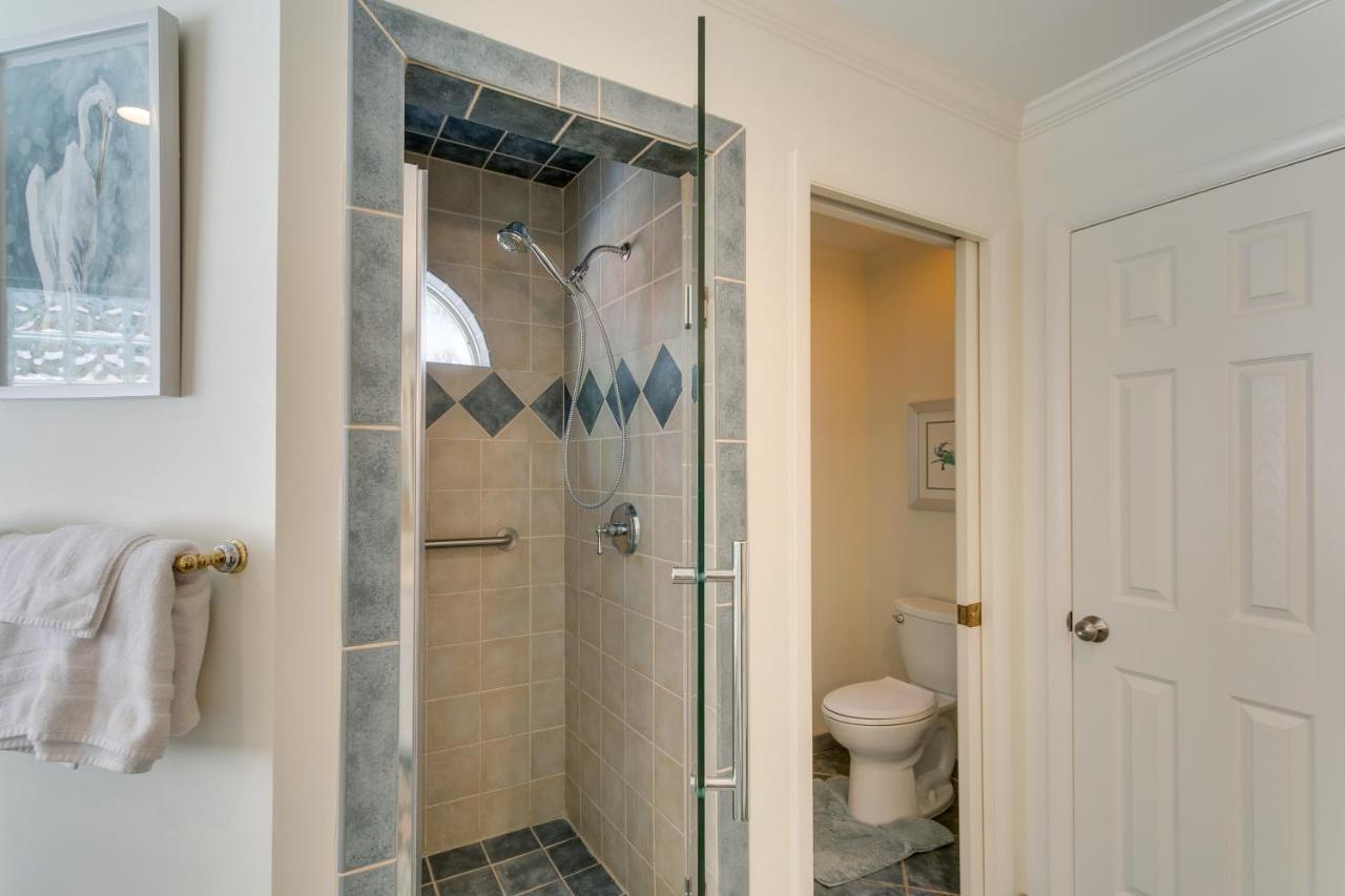 Spacious St Simons Island Vacation Rental With Pool! St. Simons Island Exteriér fotografie