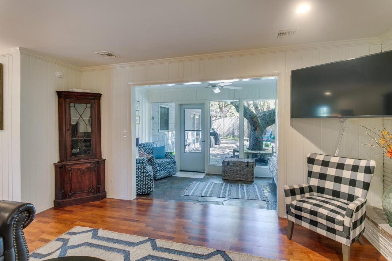 Spacious St Simons Island Vacation Rental With Pool! St. Simons Island Exteriér fotografie